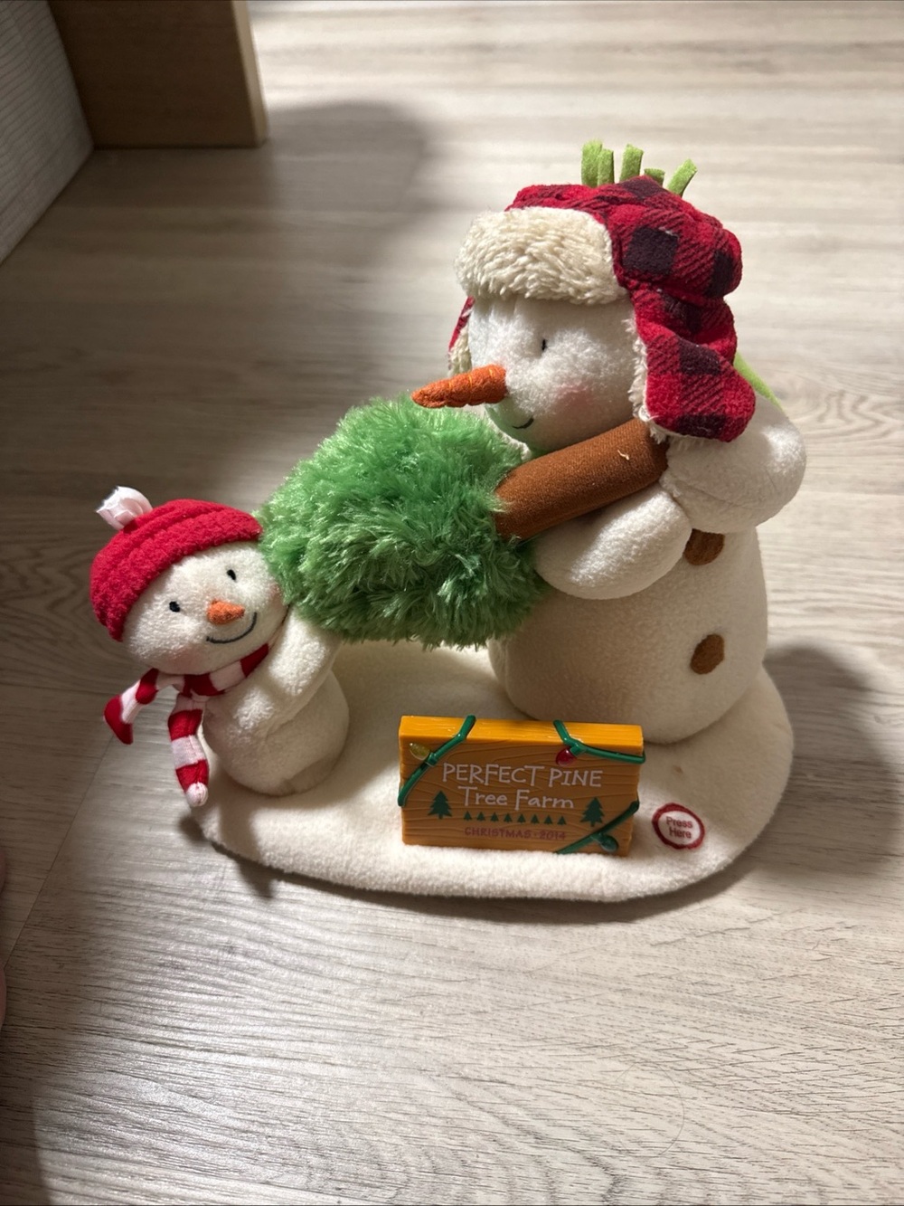 Hallmark Jingle Pals Perfect Pine Tree Farm Snowman Plush Animated Musical 2014